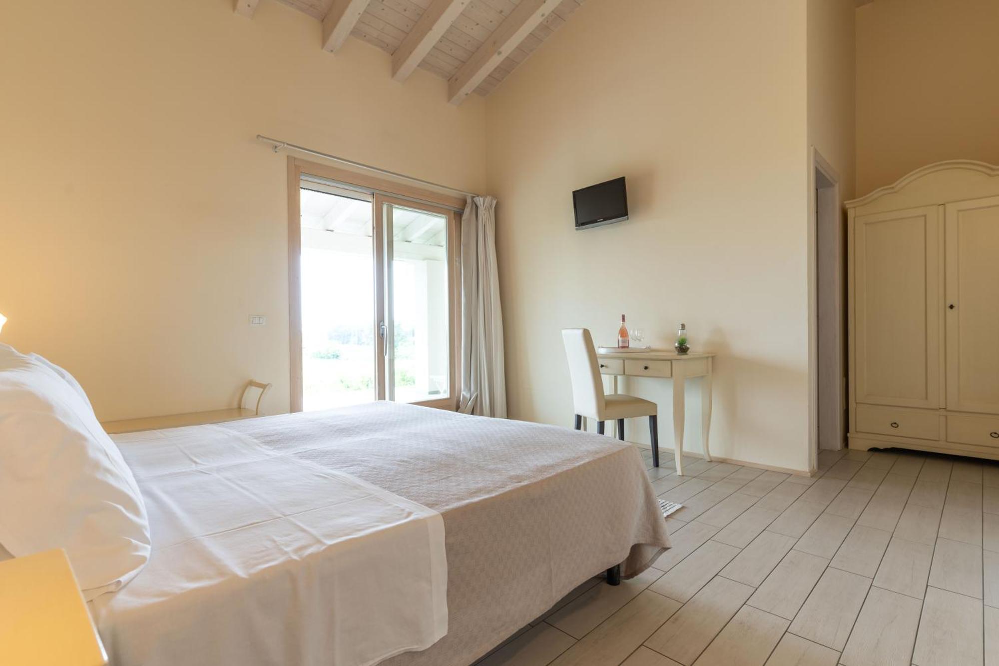 Agriturismo Colle Dei Pivi Ponti sul Mincio Kültér fotó