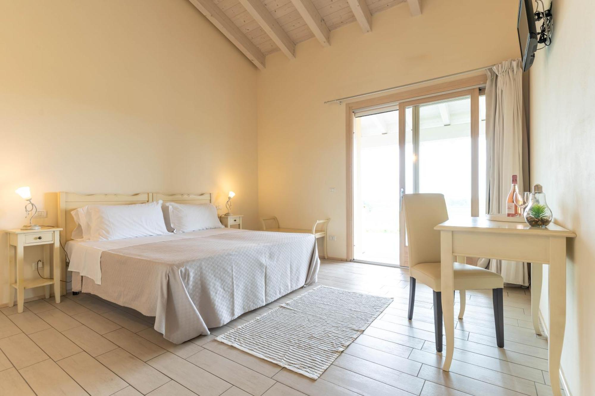 Agriturismo Colle Dei Pivi Ponti sul Mincio Kültér fotó