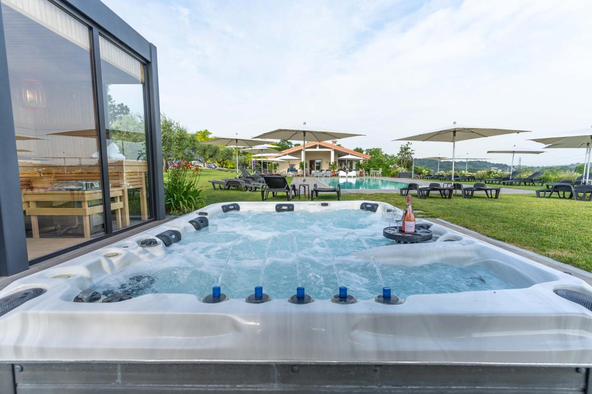 Agriturismo Colle Dei Pivi Ponti sul Mincio Kültér fotó