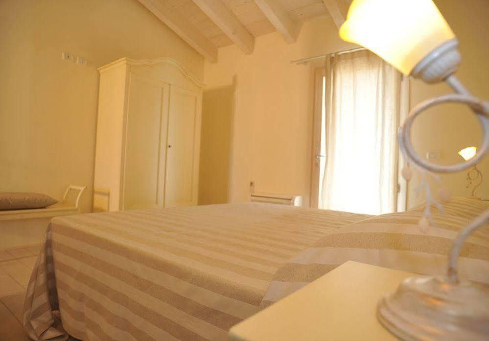 Agriturismo Colle Dei Pivi Ponti sul Mincio Kültér fotó